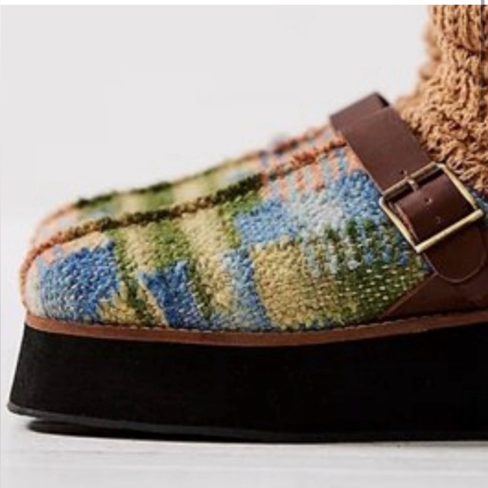 🆕 Free People Astrid Platform Mule in Blue Motif. Size 10. New in box - Picture 6 of 14